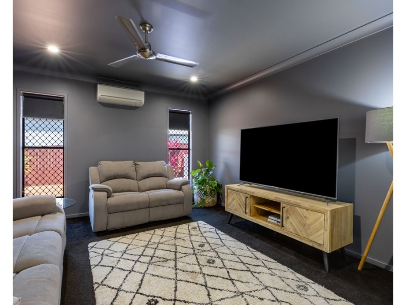 56 Kerrisdale Crescent, Beaconsfield QLD 4740