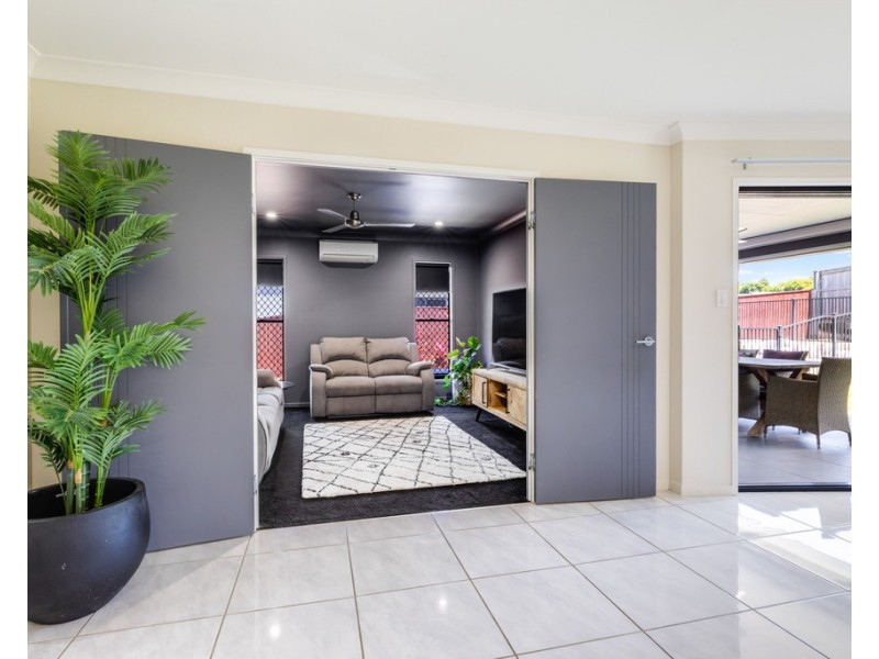 56 Kerrisdale Crescent, Beaconsfield QLD 4740