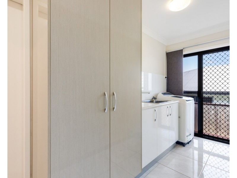 56 Kerrisdale Crescent, Beaconsfield QLD 4740