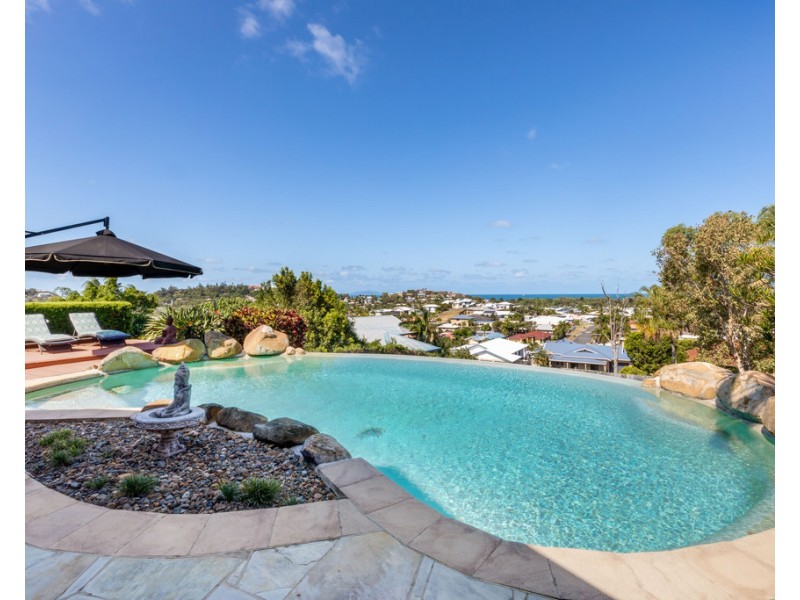 15 Chapman Court, Eimeo QLD 4740