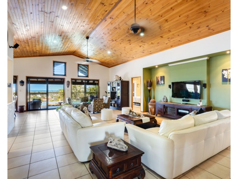 15 Chapman Court, Eimeo QLD 4740