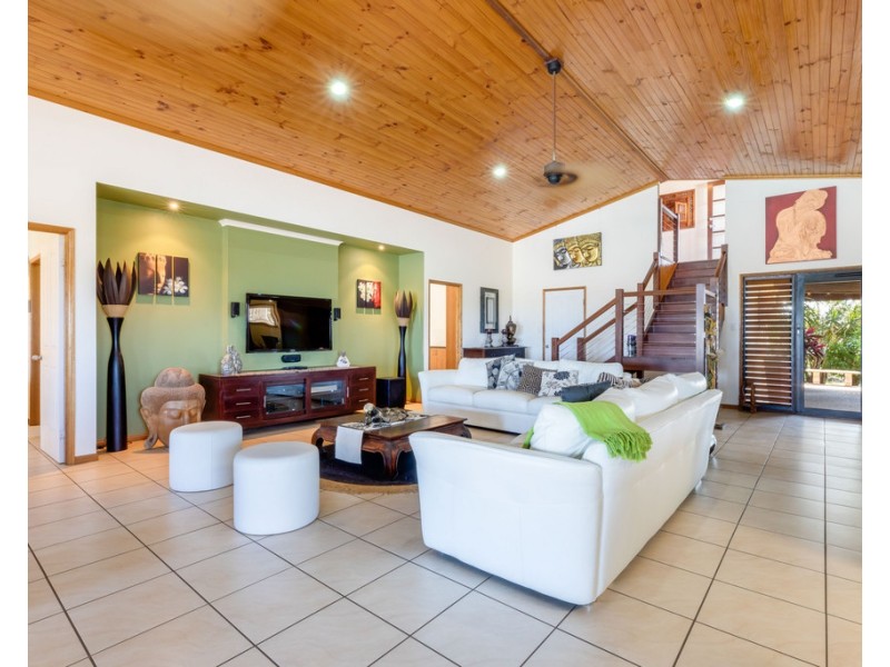 15 Chapman Court, Eimeo QLD 4740