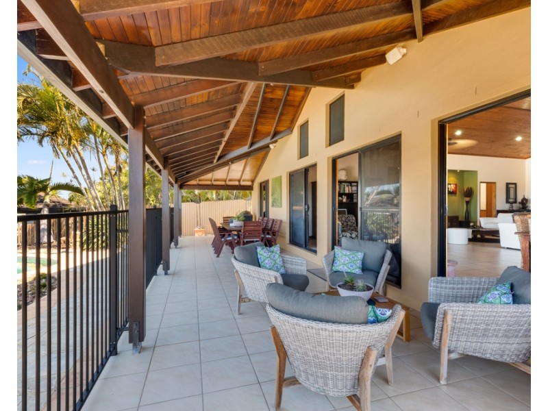 15 Chapman Court, Eimeo QLD 4740