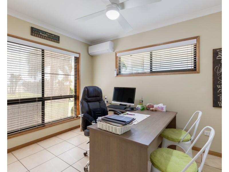 15 Chapman Court, Eimeo QLD 4740