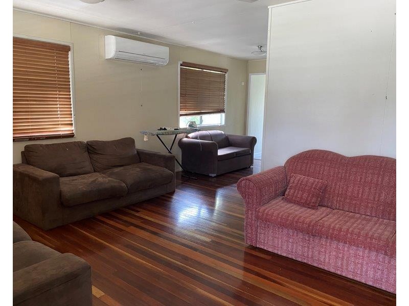 6 Beardmore Crescent, Dysart QLD 4745