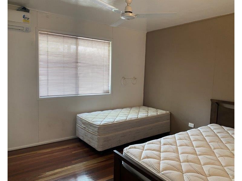 6 Beardmore Crescent, Dysart QLD 4745