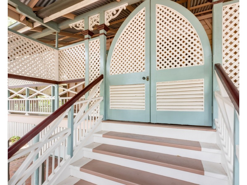 4 High Street, Walkerston QLD 4751