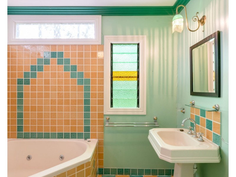 4 High Street, Walkerston QLD 4751