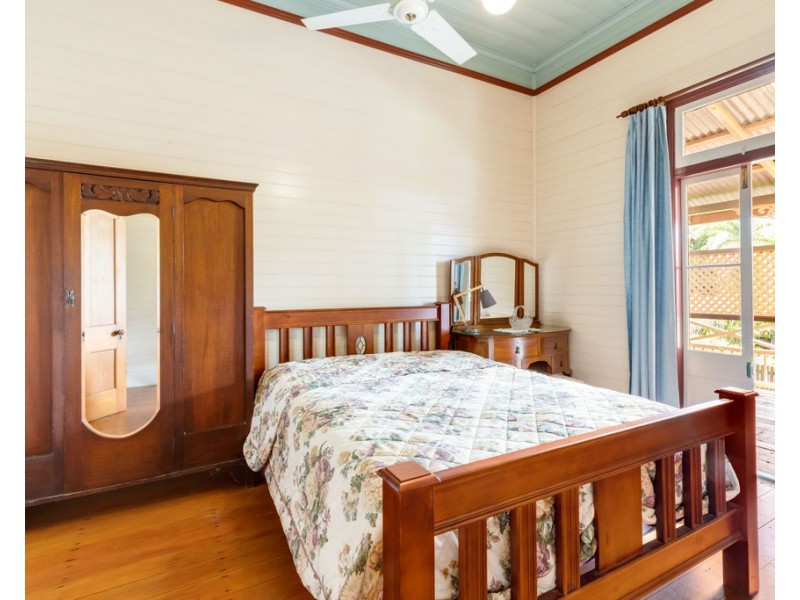 4 High Street, Walkerston QLD 4751
