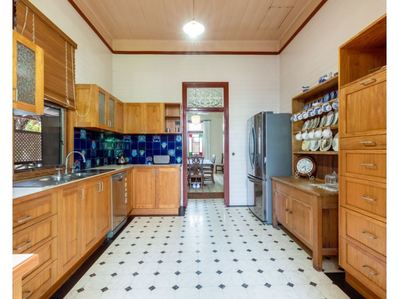 4 High Street, Walkerston QLD 4751