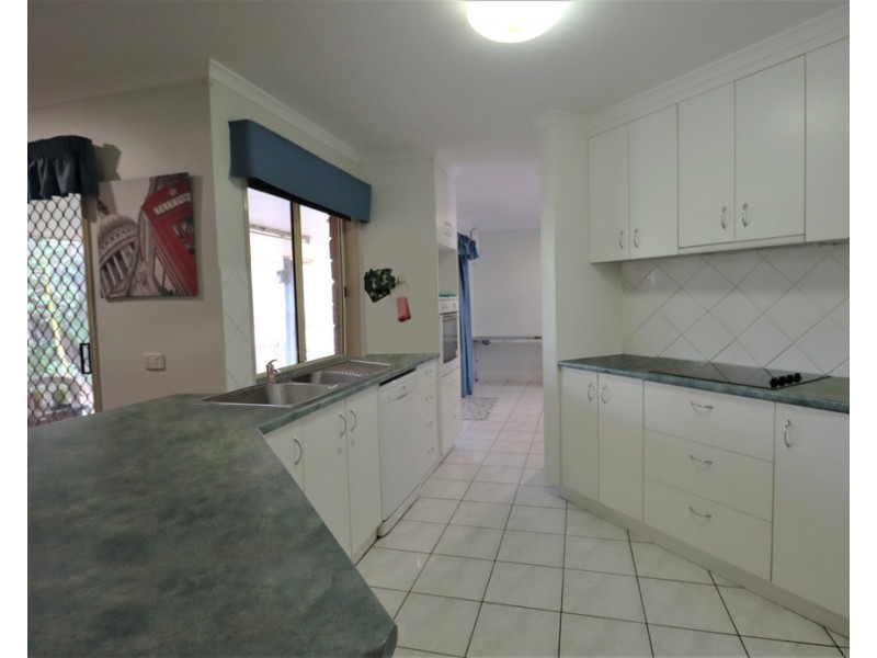 5 Bream Court, Andergrove QLD 4740