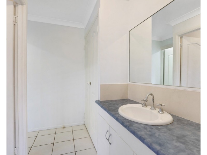 2 Schnapper Court, Andergrove QLD 4740