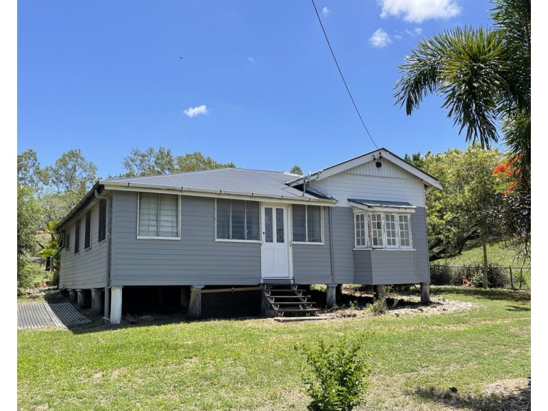 12 Prospect Street, Eton QLD 4741
