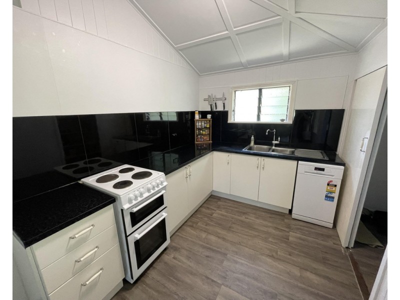 12 Prospect Street, Eton QLD 4741