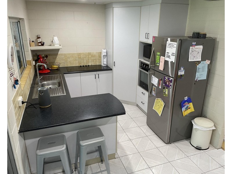 11 Burwood Close, Andergrove QLD 4740