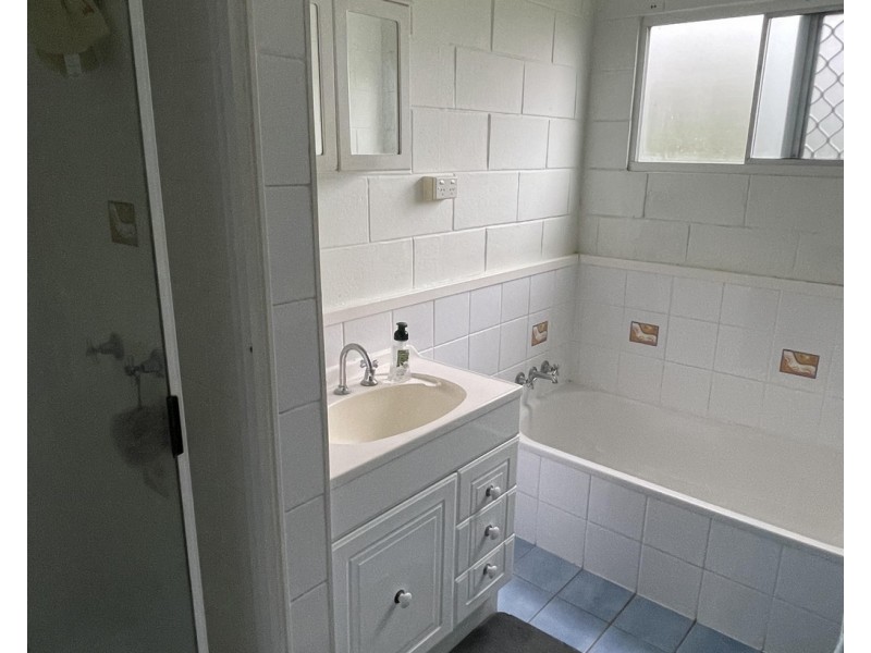11 Burwood Close, Andergrove QLD 4740