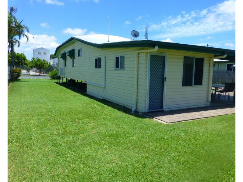 17 Ness Street, West Mackay QLD 4740