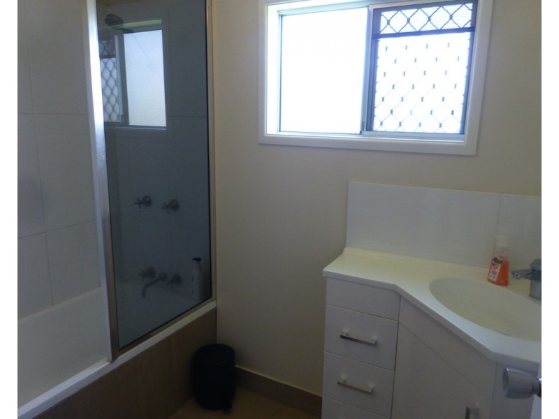 17 Ness Street, West Mackay QLD 4740