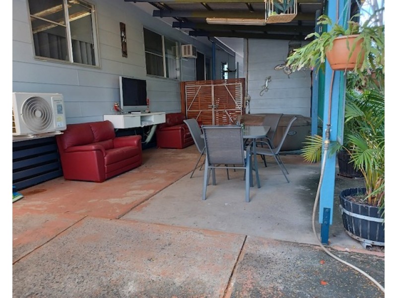 1 Spring Crescent, Dysart QLD 4745