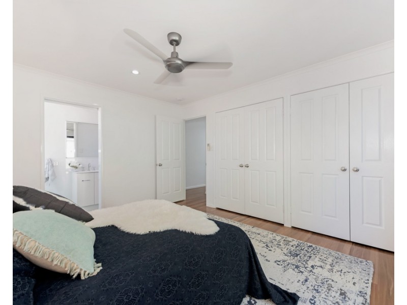 25 Grevillea Drive, Glenella QLD 4740