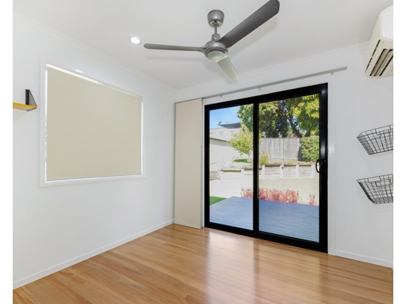 25 Grevillea Drive, Glenella QLD 4740