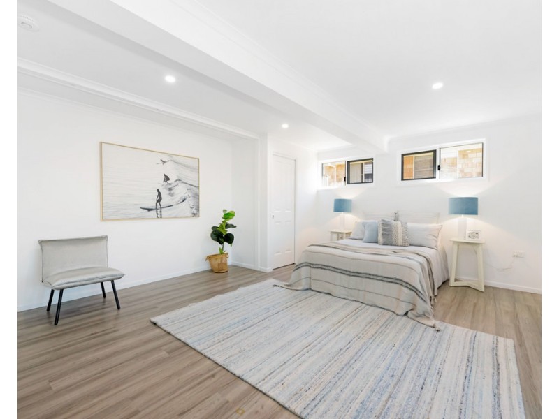 25 Grevillea Drive, Glenella QLD 4740
