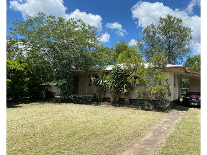 16 Singleton Street, Dysart QLD 4745