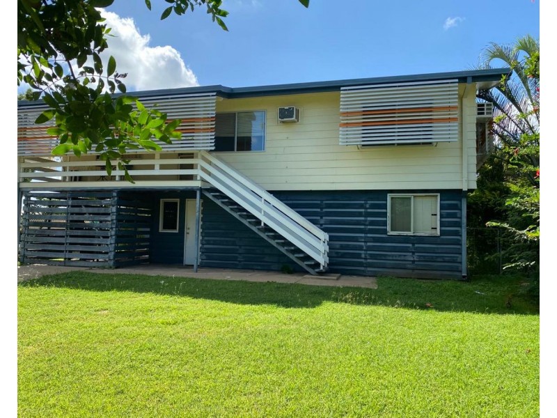 73 Winterer Crescent, Dysart QLD 4745