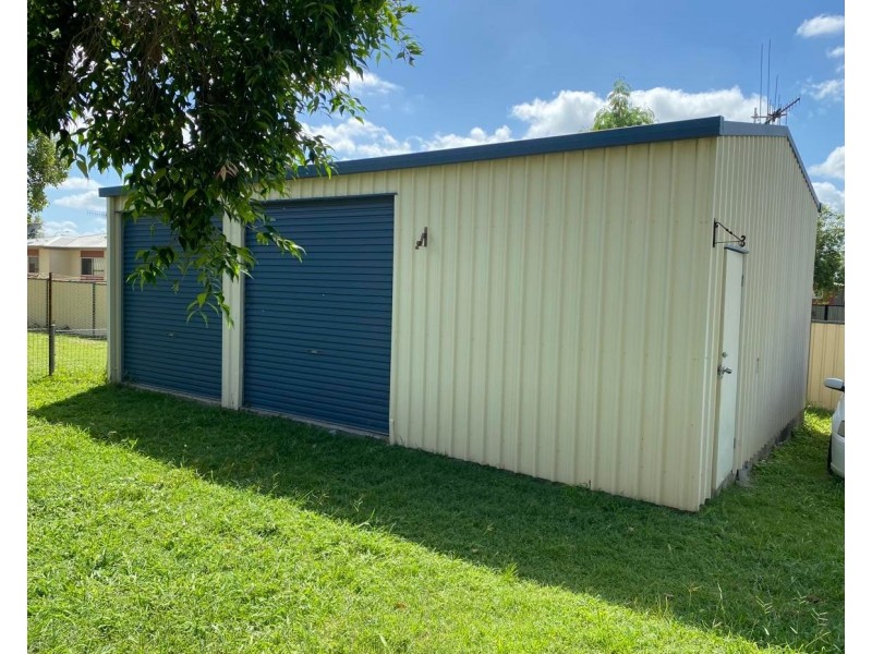 73 Winterer Crescent, Dysart QLD 4745