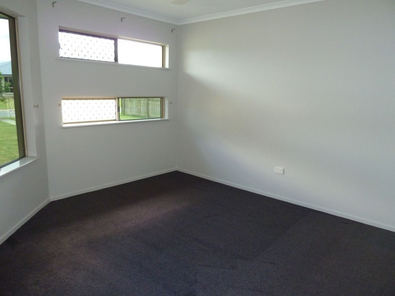 9 Lucy Court, Mirani QLD 4754