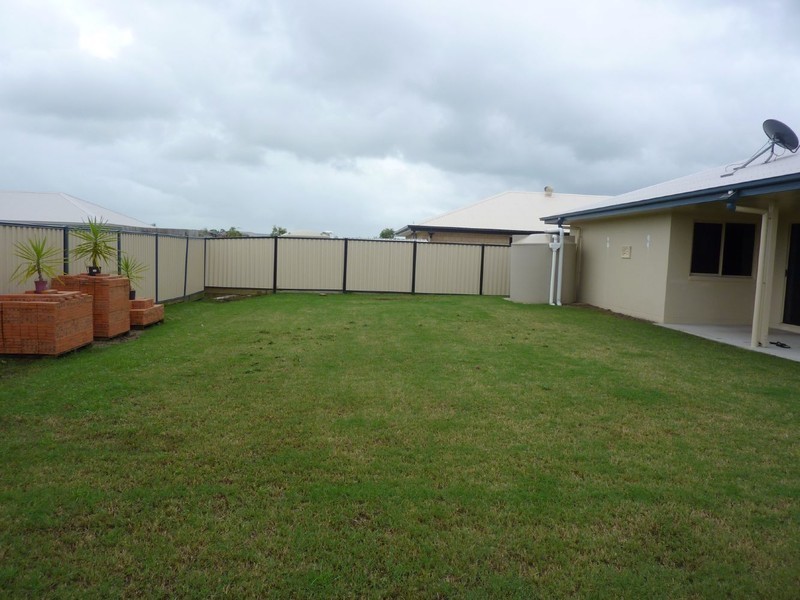 9 Lucy Court, Mirani QLD 4754