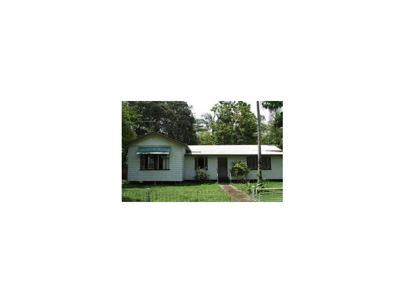 72 Anzac Parade, Finch Hatton QLD 4756