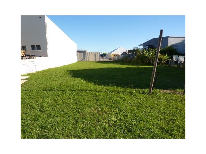 15 River Street, Mackay QLD 4740
