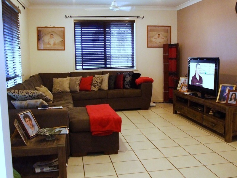 43 Elizabeth Street, Mirani QLD 4754