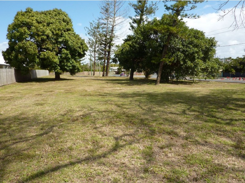 84, 86 and 88 Bedford and 1 Coles Road, Andergrove QLD 4740
