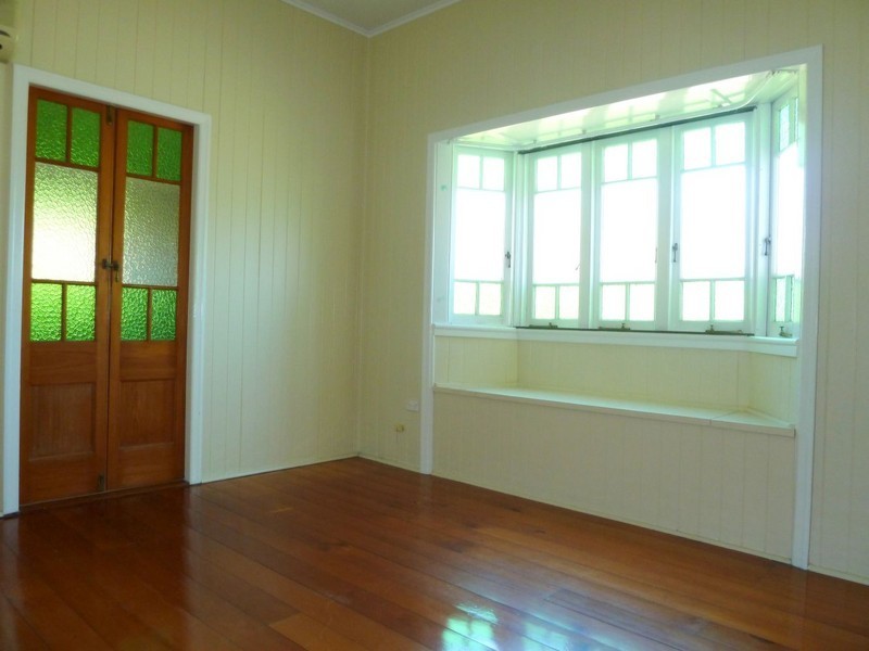 8 Lloyd Street, West Mackay QLD 4740