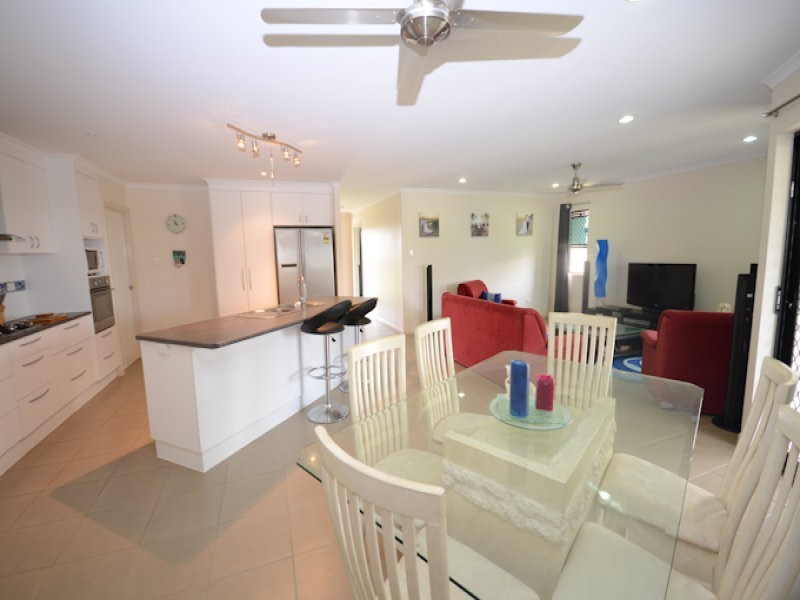 7 Vidar Crescent, Ooralea QLD 4740