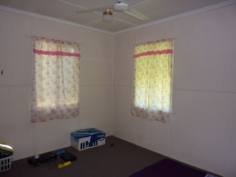 13 Douglas Street, West Mackay QLD 4740