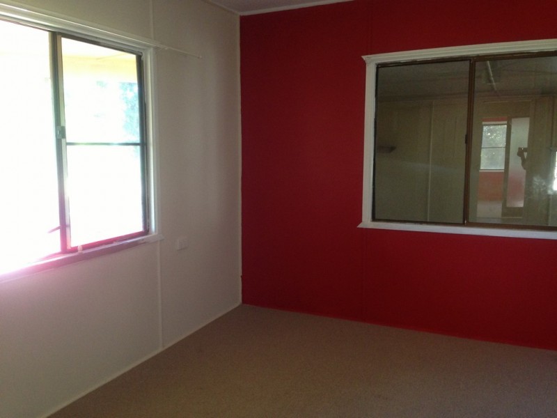 6 Comerford Street, Finch Hatton QLD 4756
