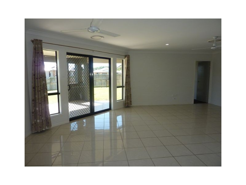 28 Jasmine Drive, Blacks Beach QLD 4740