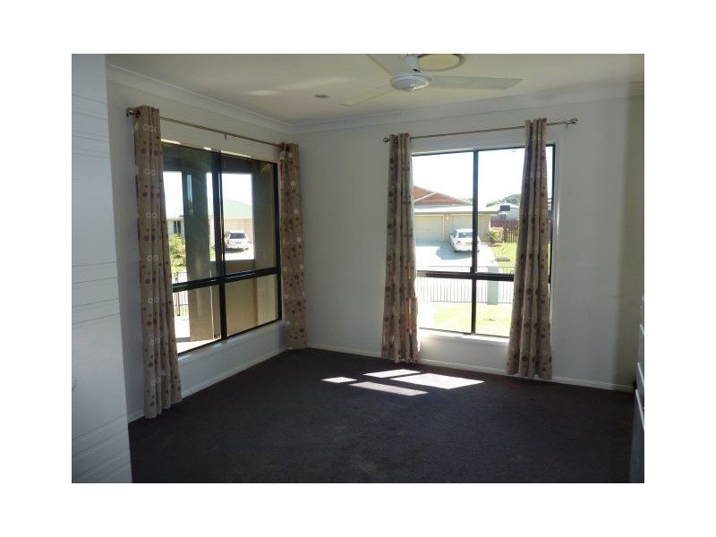 28 Jasmine Drive, Blacks Beach QLD 4740