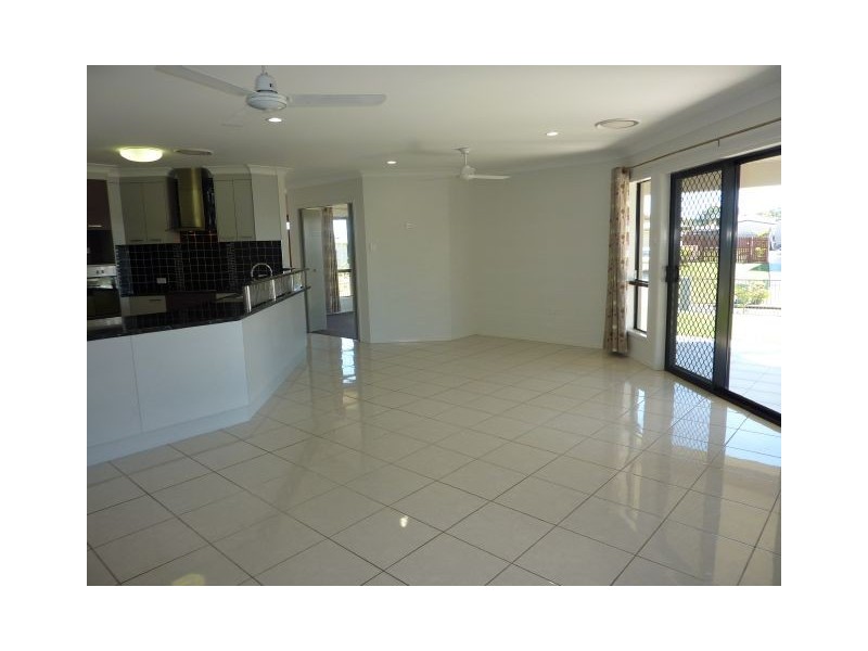 28 Jasmine Drive, Blacks Beach QLD 4740