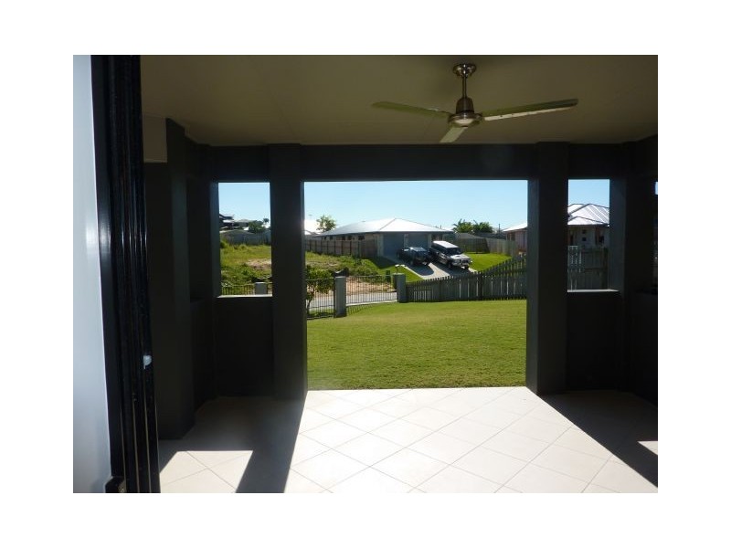 28 Jasmine Drive, Blacks Beach QLD 4740