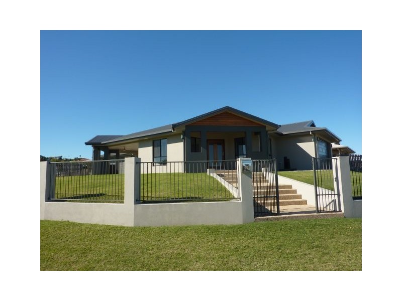 28 Jasmine Drive, Blacks Beach QLD 4740