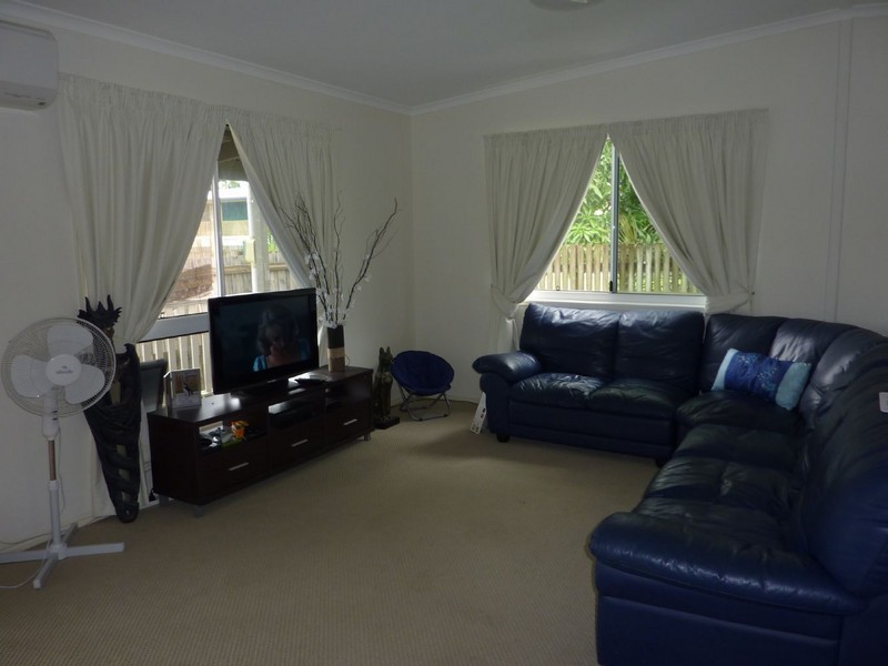8A Poincettia Court, Andergrove QLD 4740