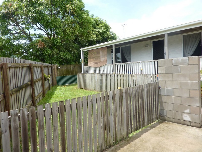 8A Poincettia Court, Andergrove QLD 4740