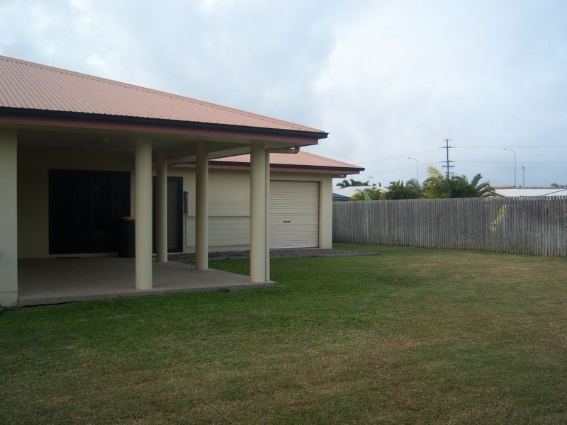 10 Diane Street, Mount Pleasant QLD 4740