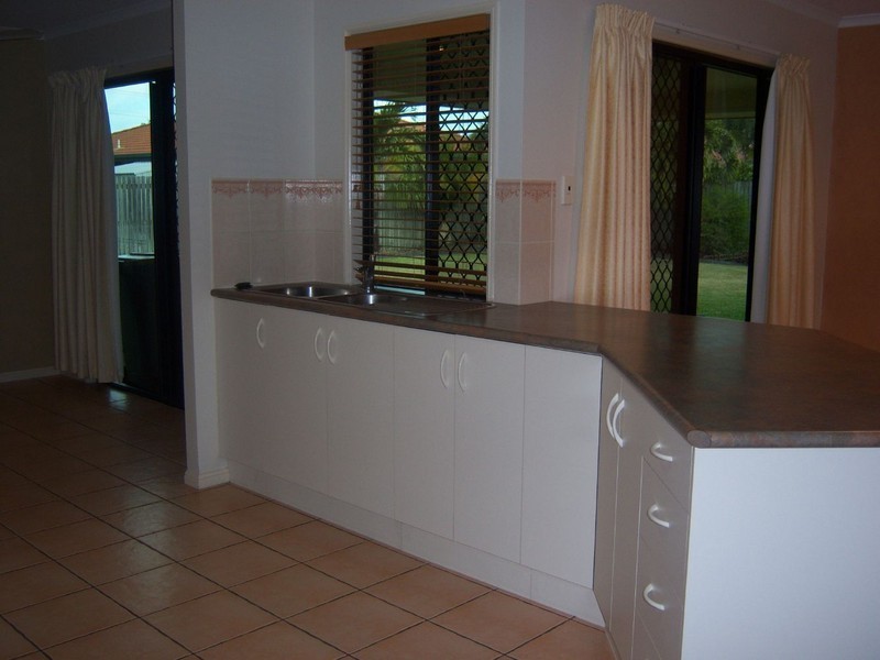 10 Diane Street, Mount Pleasant QLD 4740