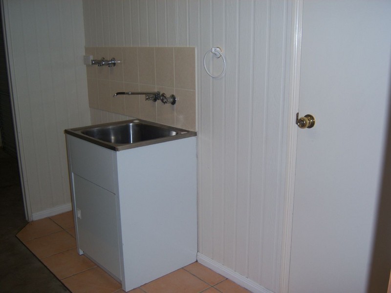 10 Diane Street, Mount Pleasant QLD 4740