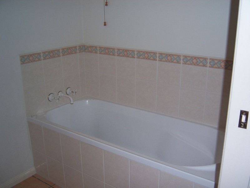 10 Diane Street, Mount Pleasant QLD 4740